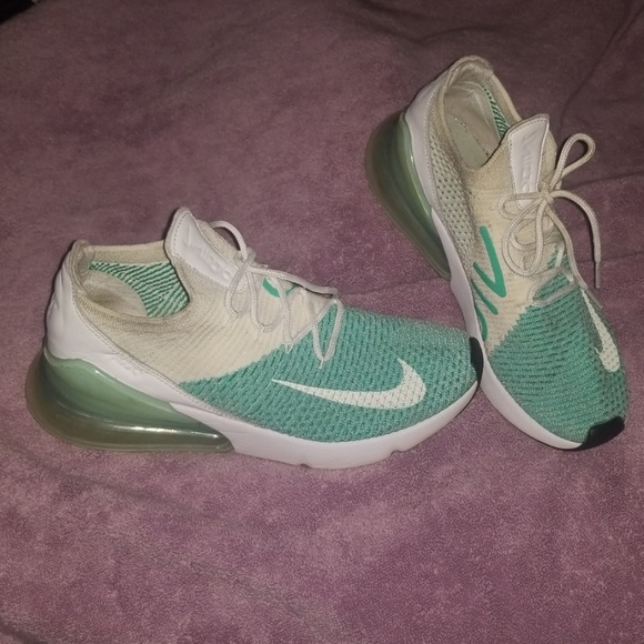 Nike Air Max 27c - Picture 2 of 4